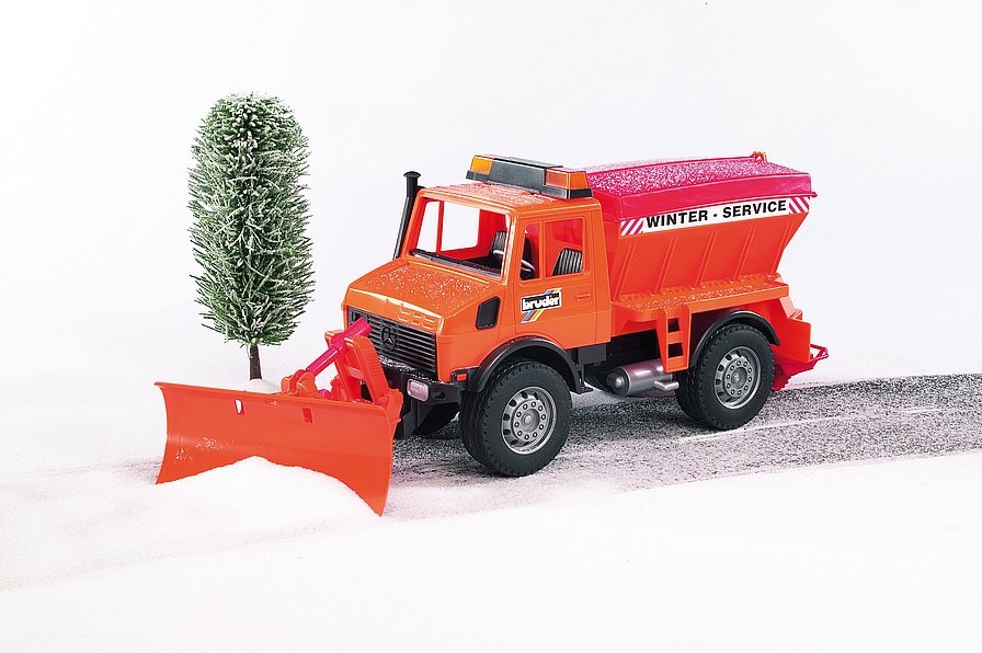 Bruder Bruder 02572 - MB-Unimog pour service d'hiver avec lame de chasse-neige