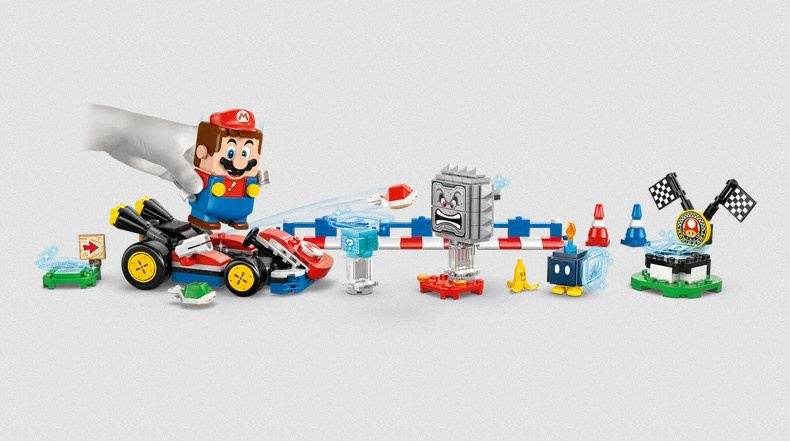 Lego Lego 72043 Super Mario - Mario Kart™ – LEGO® Mario™ interactif et kart standard