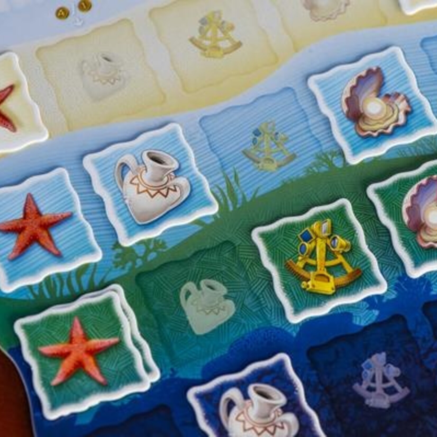 Sit Down! Games Octocube