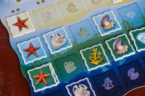 Sit Down! Games Octocube