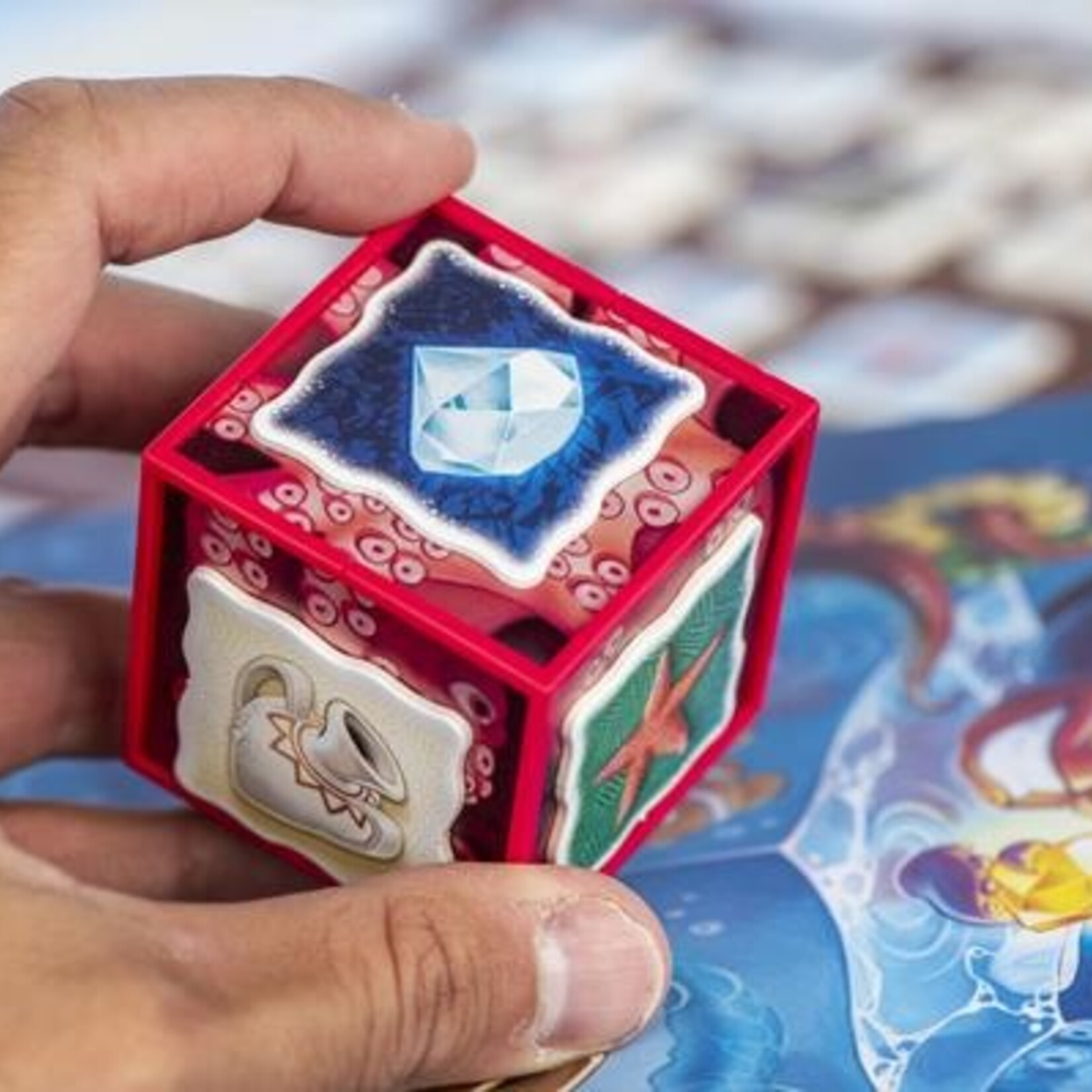 Sit Down! Games Octocube