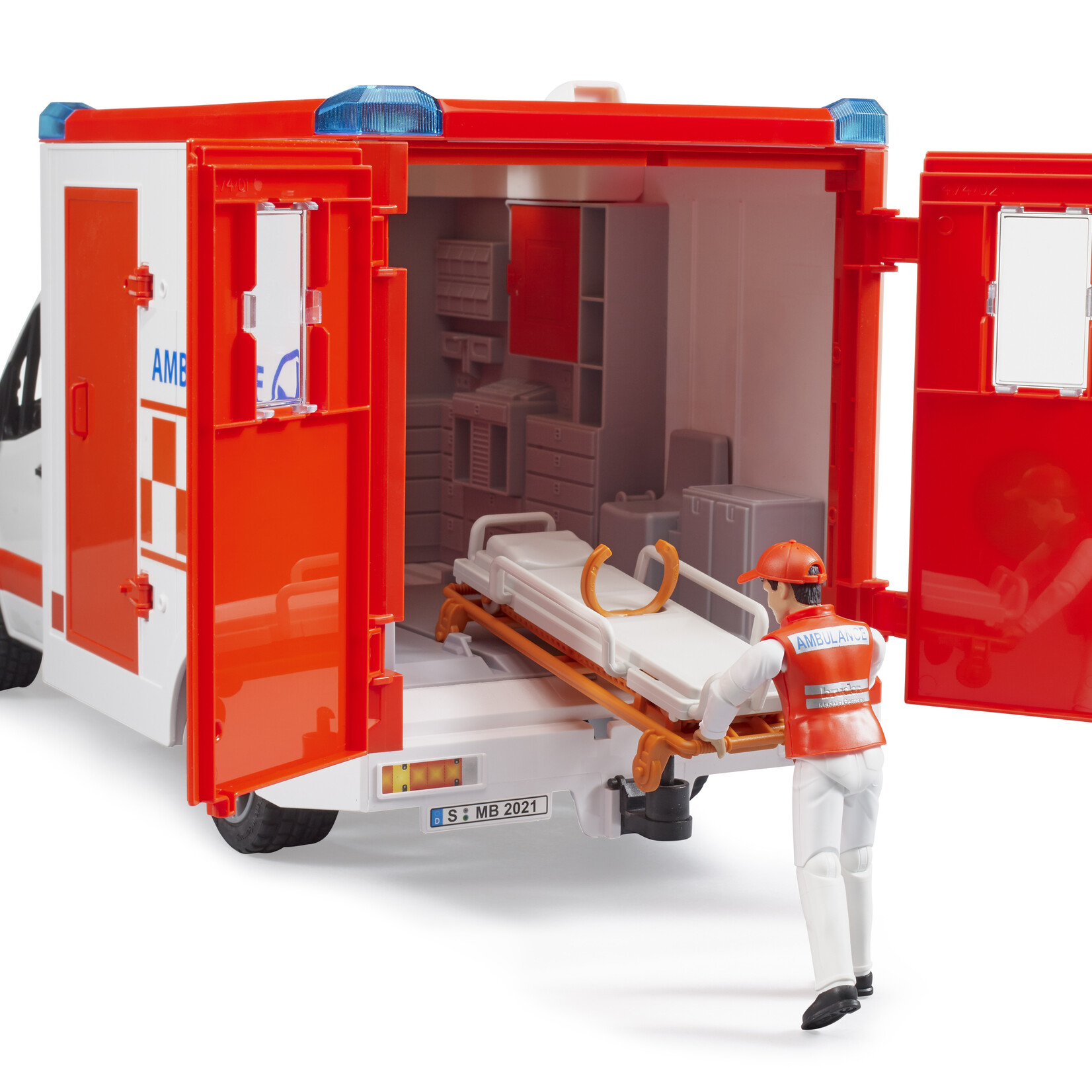 Bruder Bruder 02676 - MB Sprinter Ambulance with driver