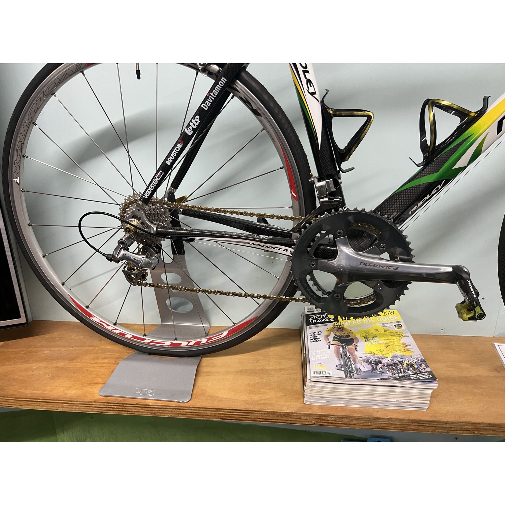 2006 DAMOCLES Robbie McEwen 53cm