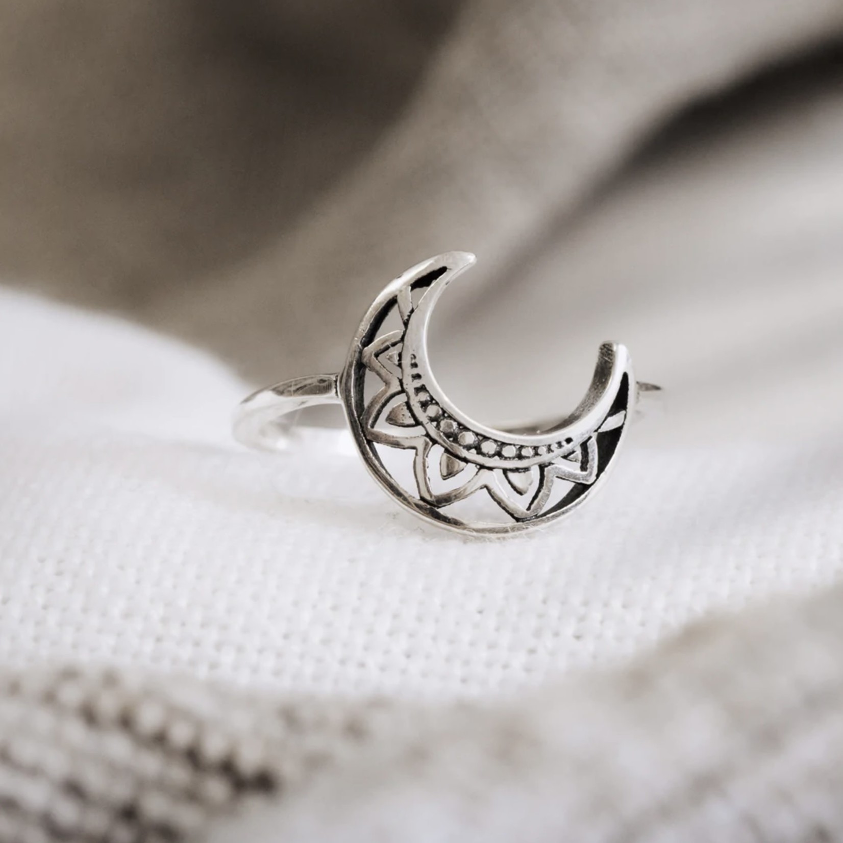 Neuf Vingt Cinq Bague - L’éclipse de Neuf Vingt Cinq