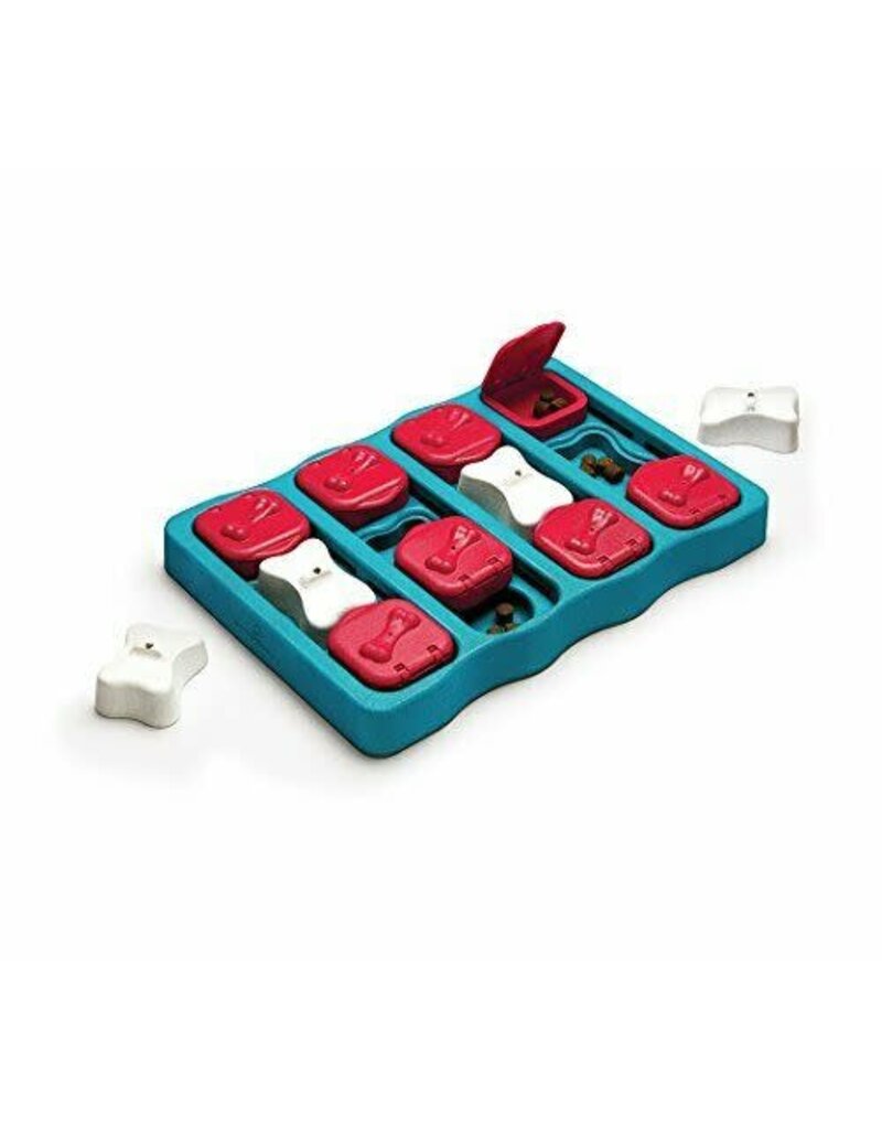 Outward Hound Outward Hound Brick Dog Puzzle Blue Level 2