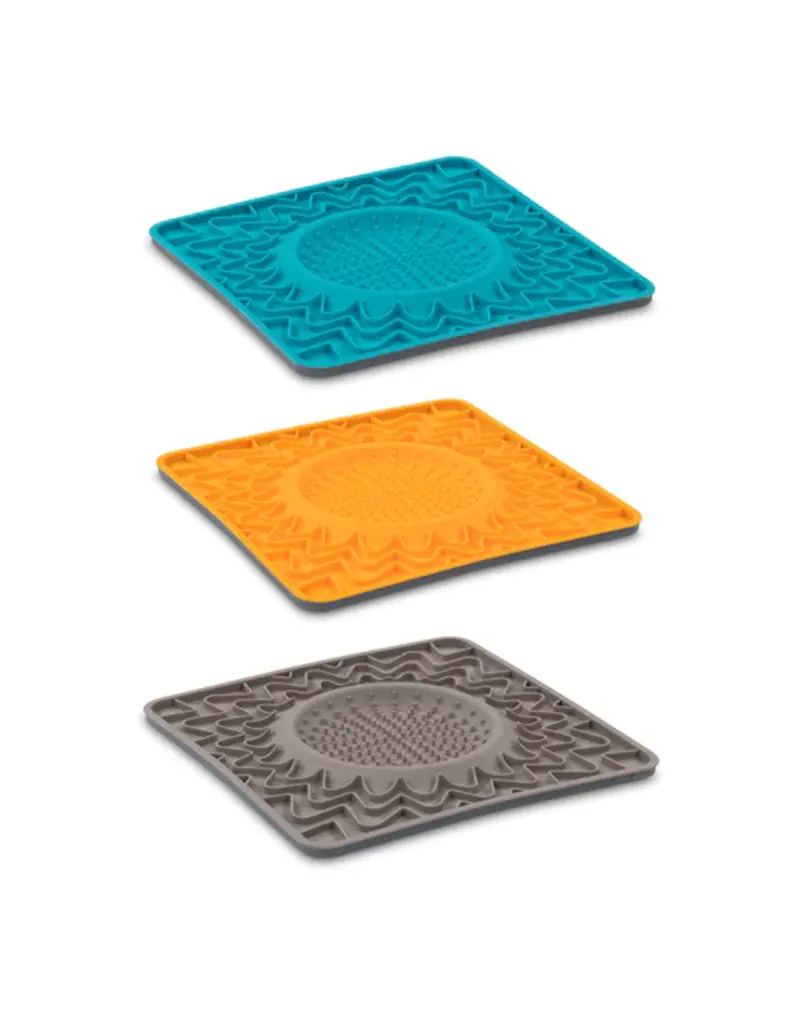 Messy Mutts Messy Mutts Framed Spill Resistant Silicone Lick Bowl Mat Enrichment Dog Feeder