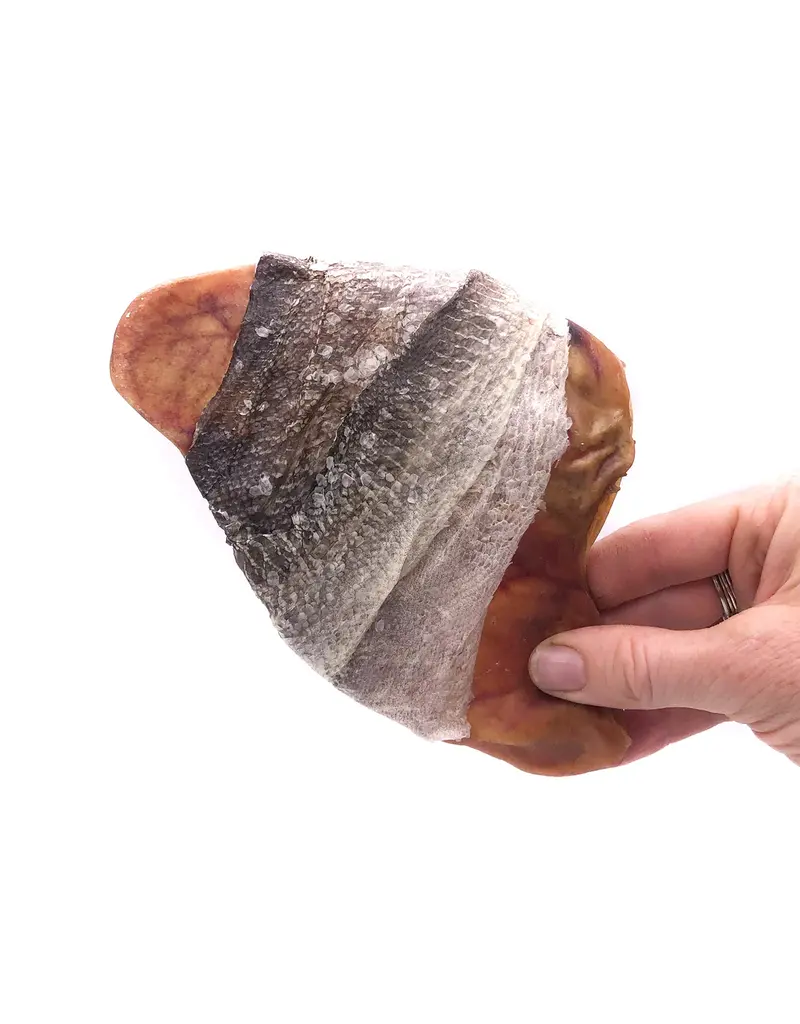 Icelandic Icelandic Pig Ear with Fish Skin Wrap