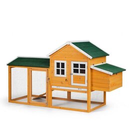 Prevue Pet Prevue Chicken Coop With Nesting Box