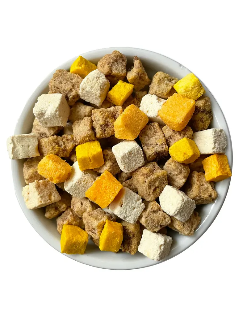 Weruva Weruva Freeze Dried Feeling Farmy Chicken, Egg & Pumpkin Dog Food 5.5 Oz