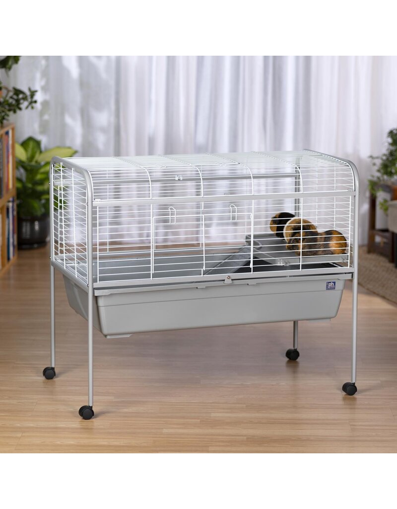 Prevue Pet Jumbo Small Animal Home with Stand