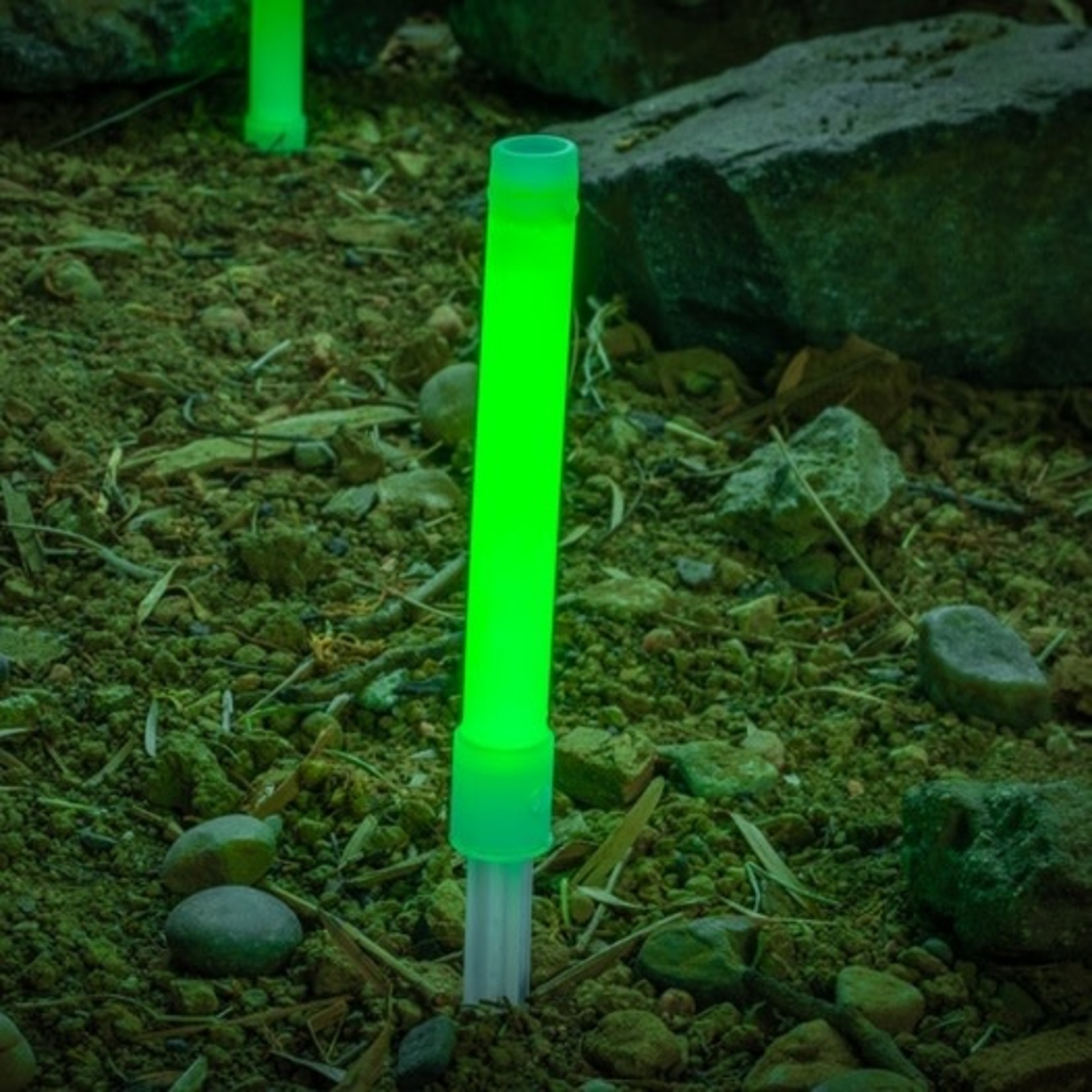 Sona SE 5 ct. Emergency Glow Sticks w/ Ground Stakes