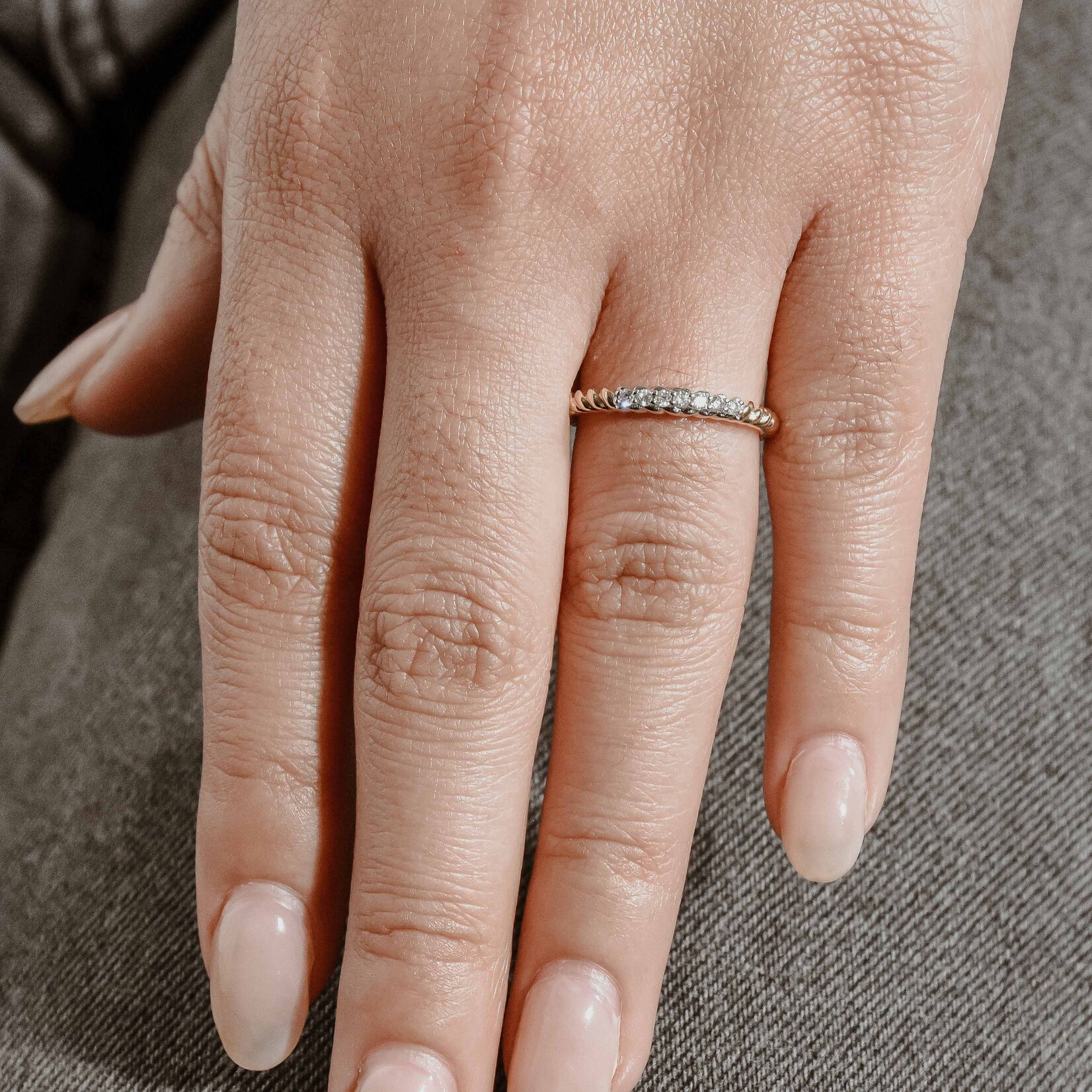 DIAmond TWIST BAND 14k