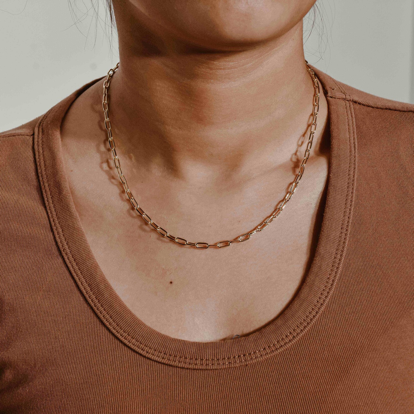 hollow paperclip chain 10k 18" 4mm