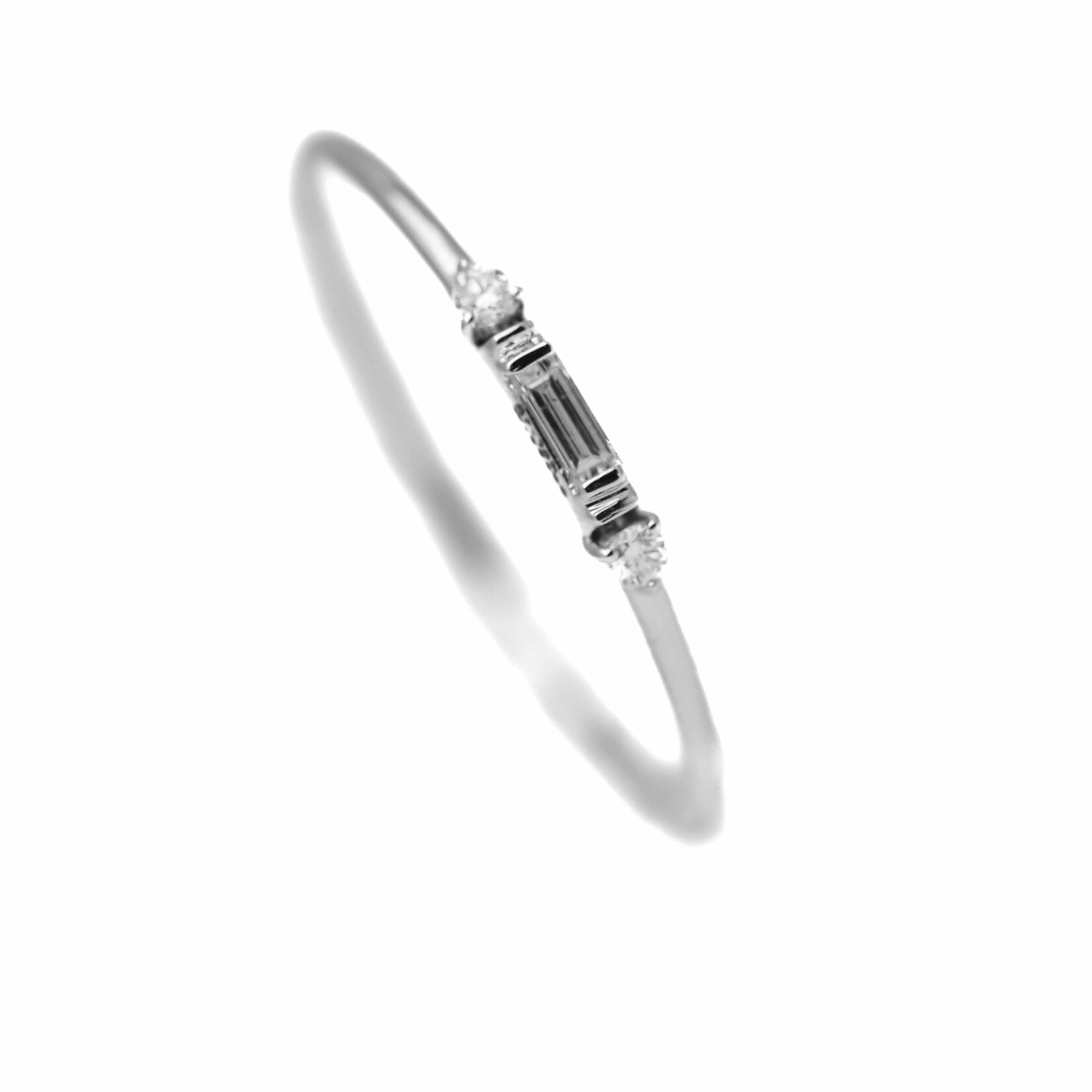 DIAmond baguette band 14k