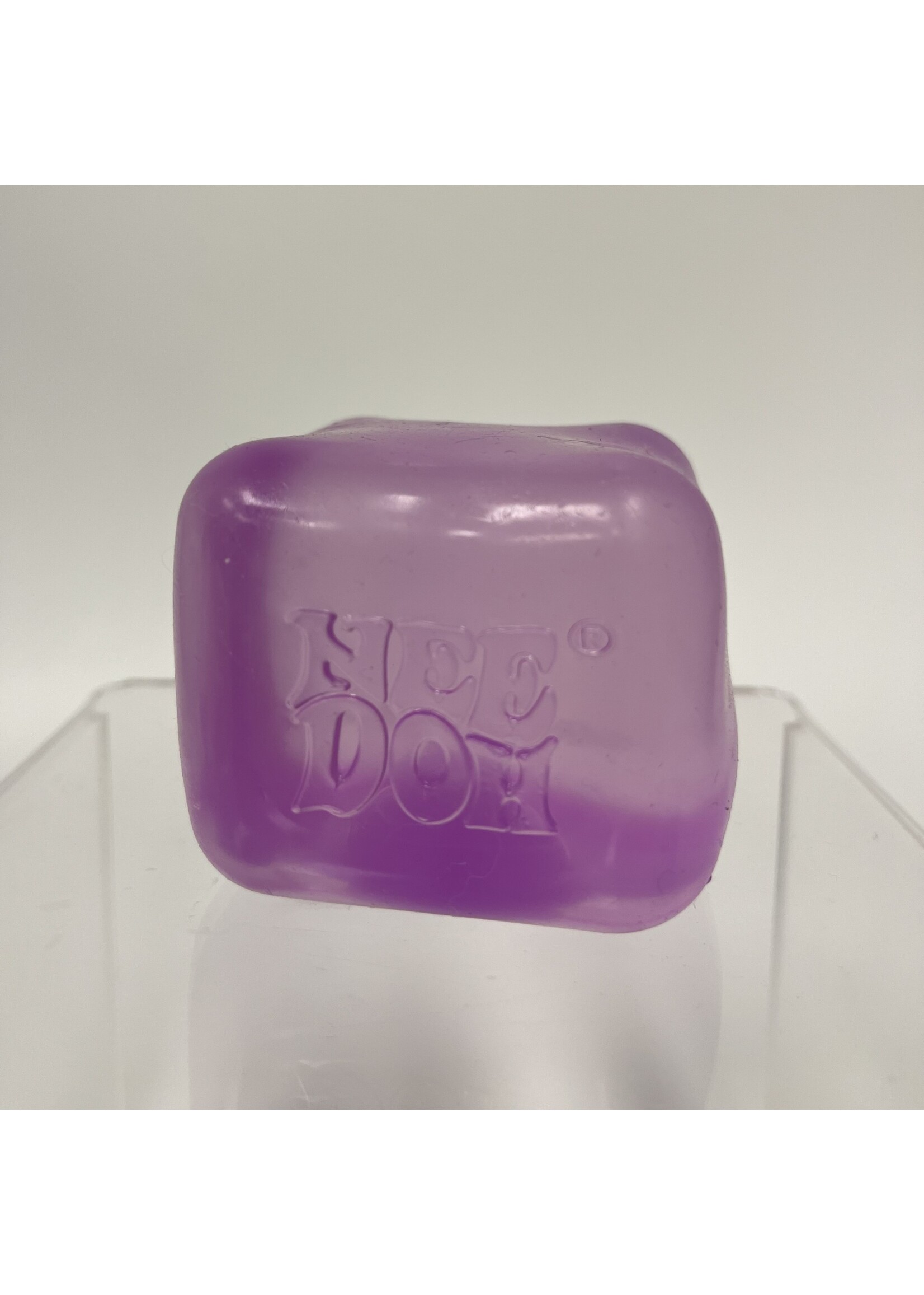 NEE NICE CUBE BLUE PINK PURPLE