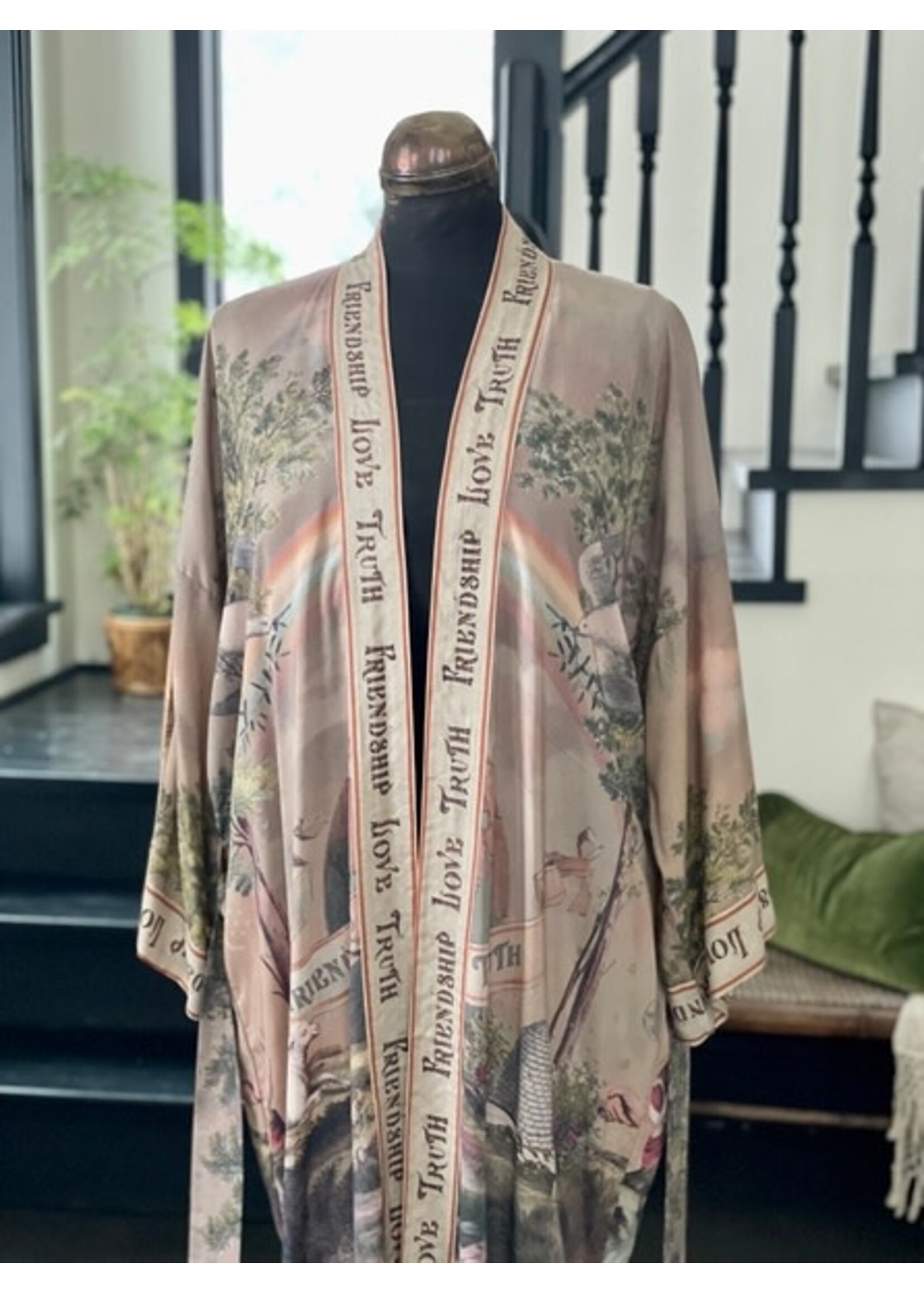 MARKET OF STARS MOS KIMONO VINTAGE FRIENDSHIP LOVE & TRUTH