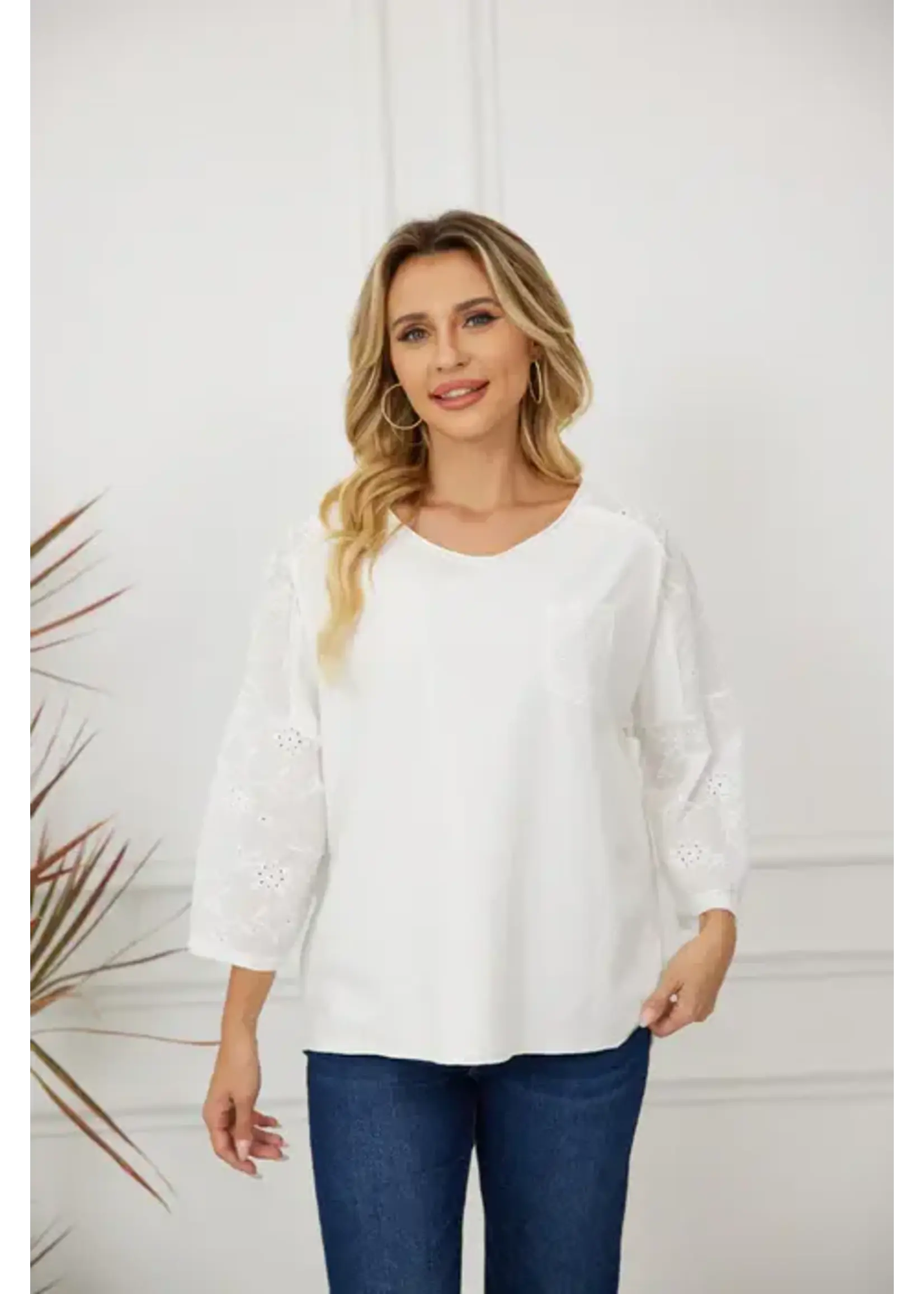 ORANGE FASHION VILLAGE OFV SS26 SHARON'S EYELET TOP