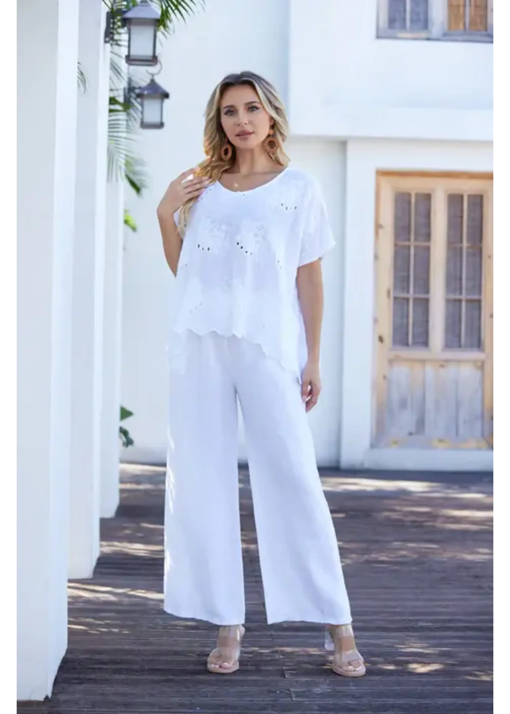 ORANGE FASHION VILLAGE OFV SS26 LULA'S EYELET BLOUSE