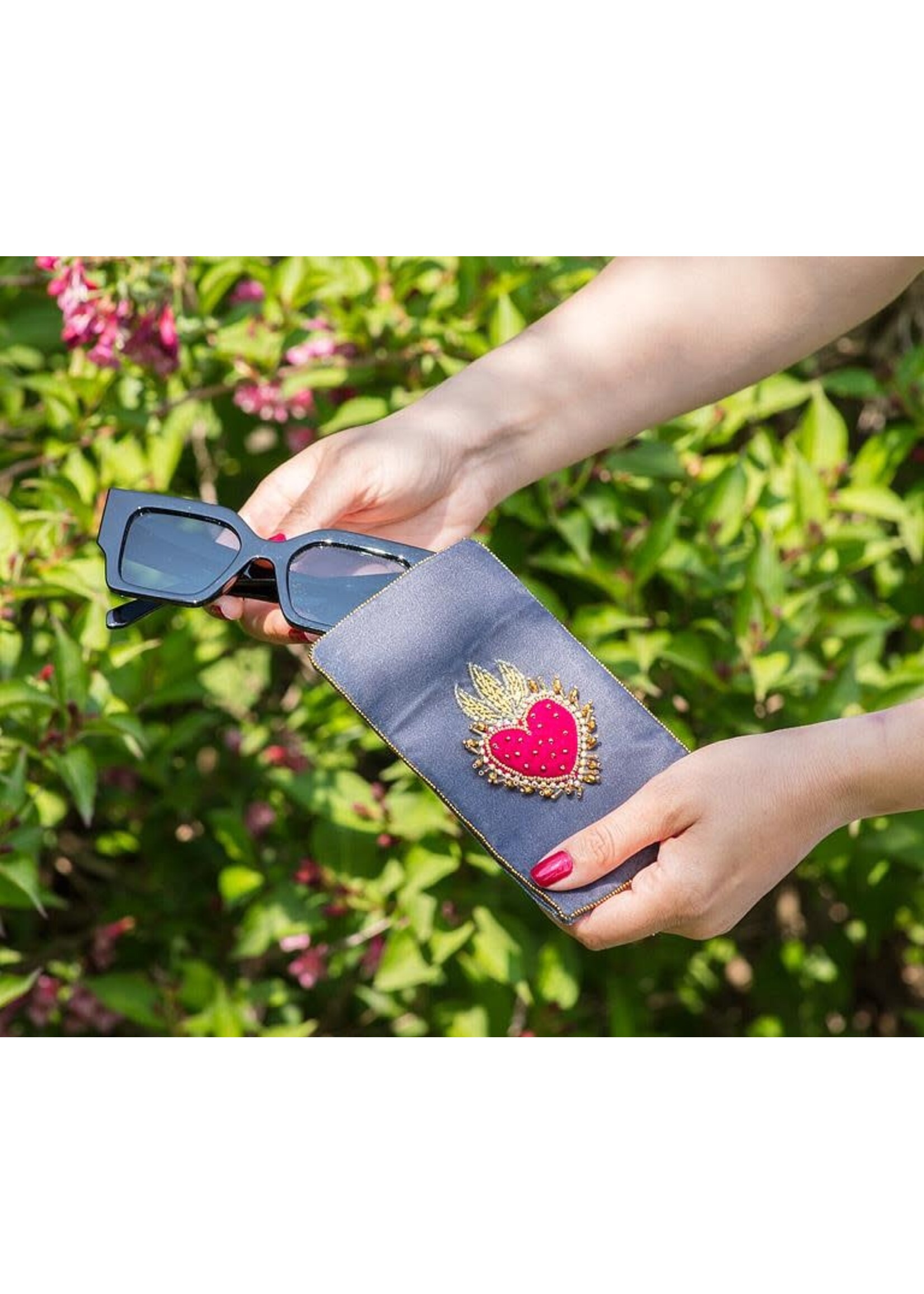 ABBOTT ABB BEADED HEART ACCESSORIES