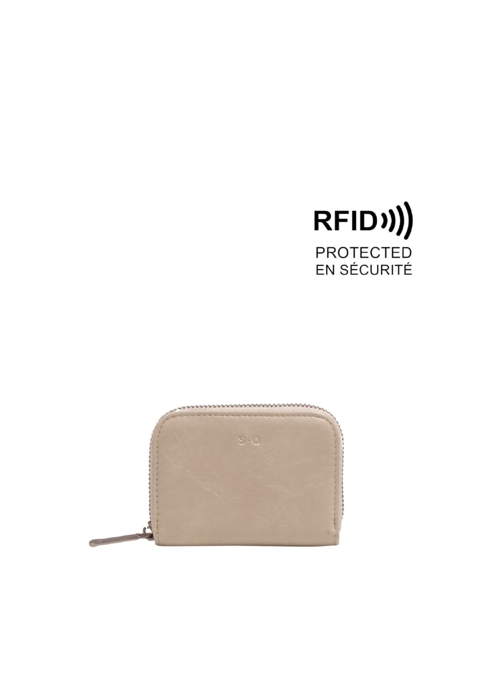 S-Q SQSS26 IVA CARD CASE