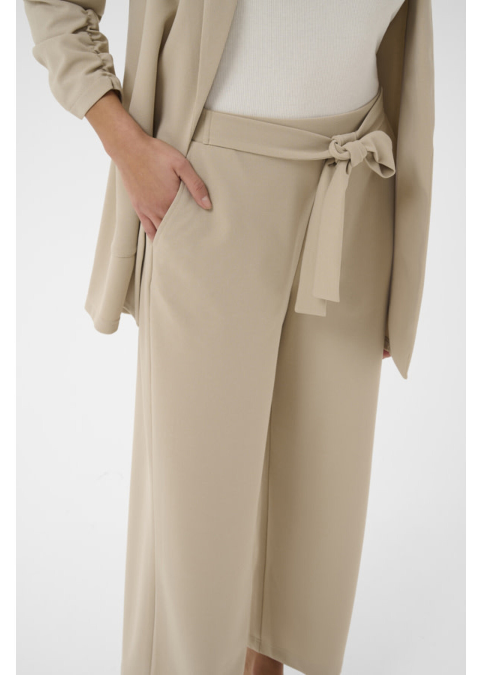 KAFFE CURVE KAF SS26 KAPHOEBE CROPPED PANTS