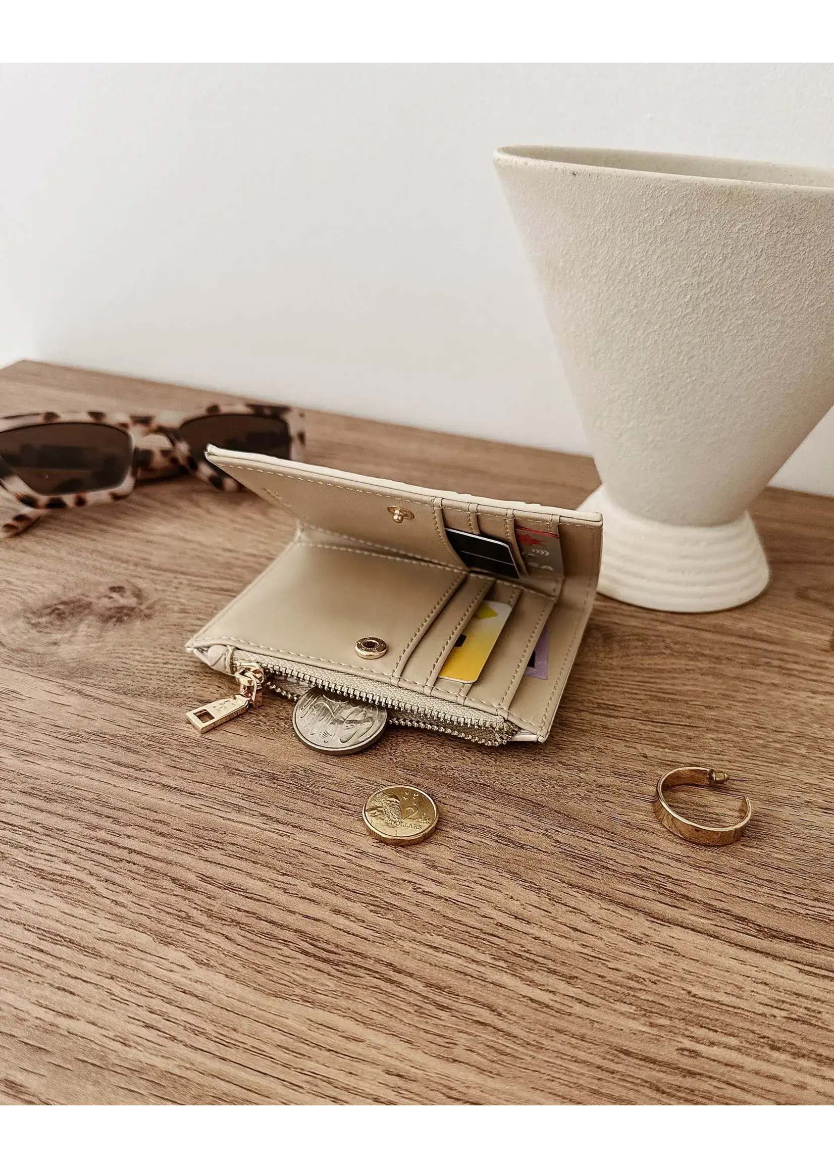 LOU LILY WOVEN WALLET