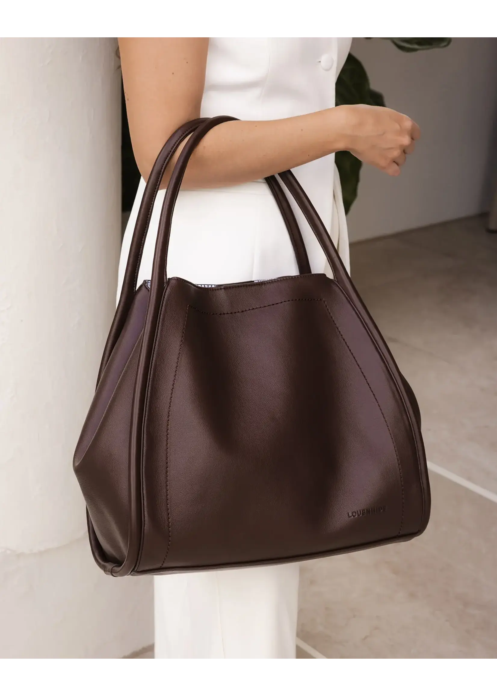 LOU SUTTON SHOULDER BAG