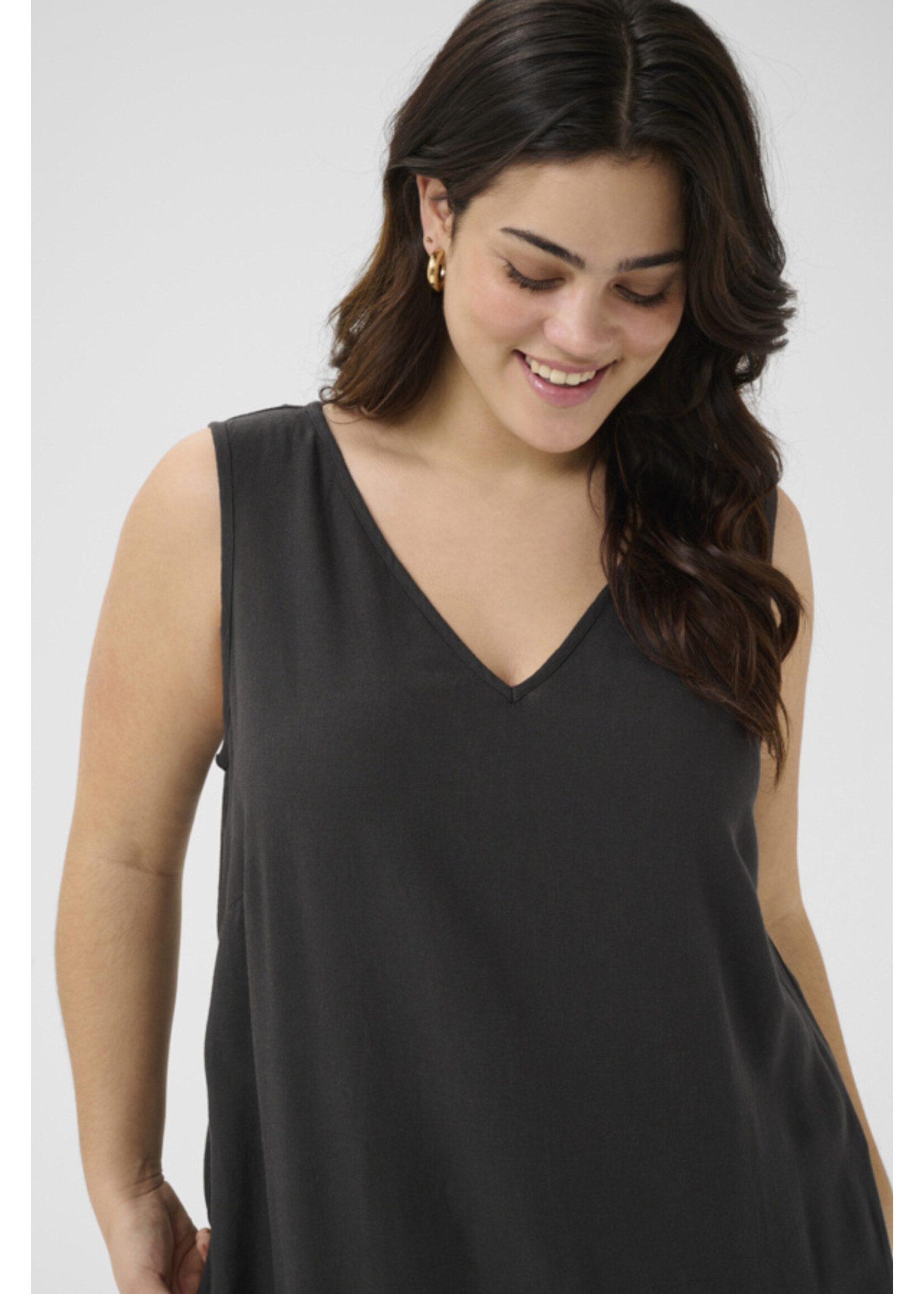 KAFFE KAFCUR SS26+ KCMILLIE SLVLESS DRESS