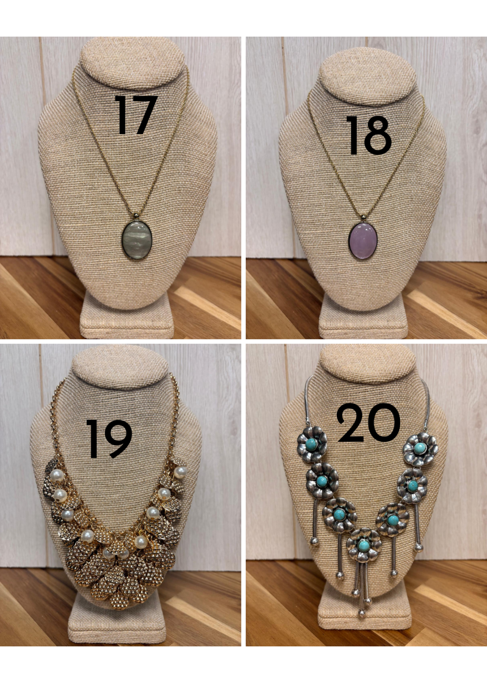 WELLCO STATEMENT NECKLACE