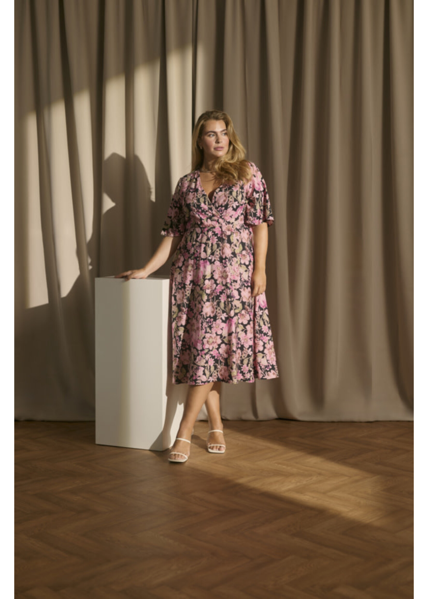 KAFFE KAFCUR FW26 KCSARINA DRESS