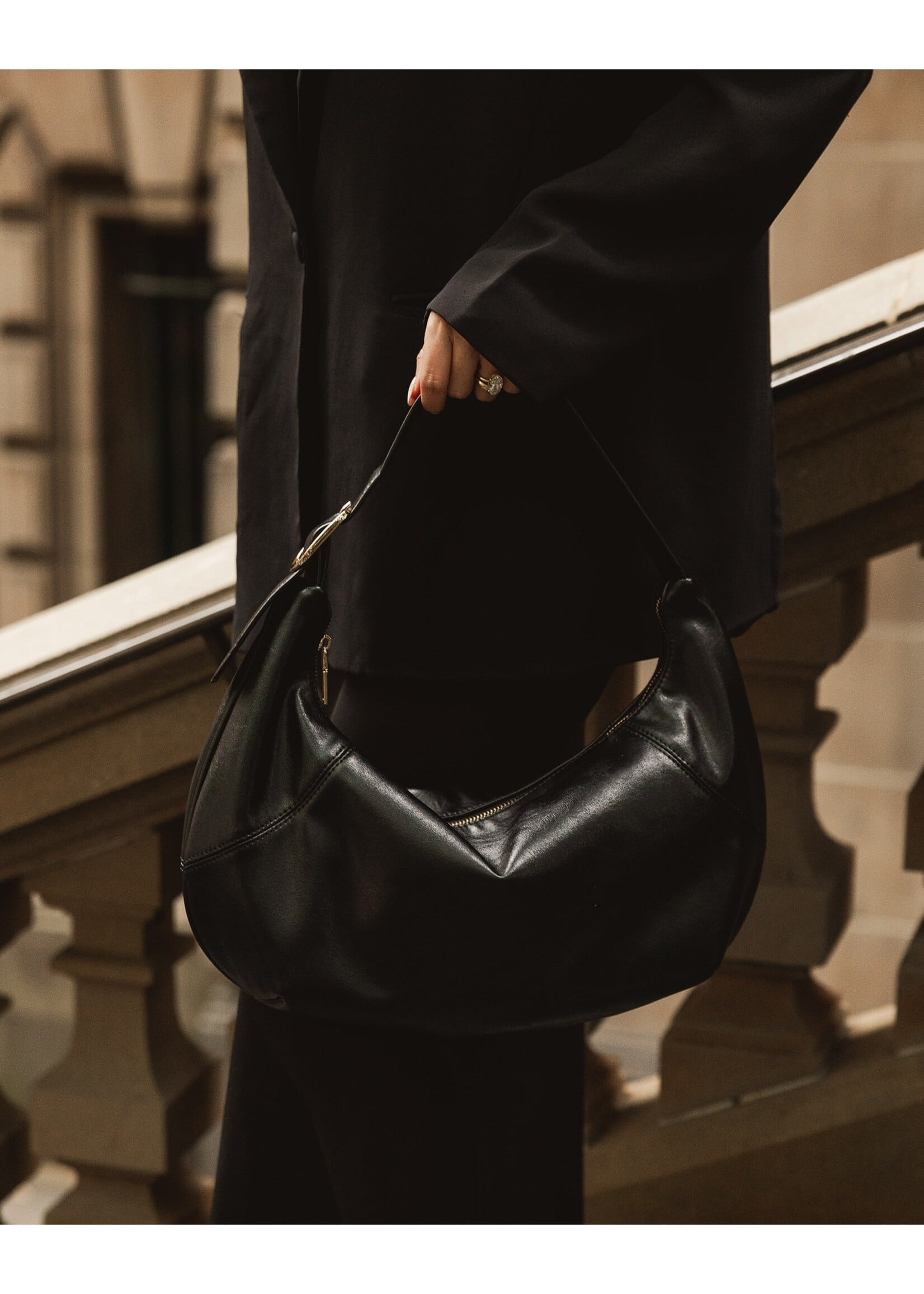Cleo Shoulder Bag - Black