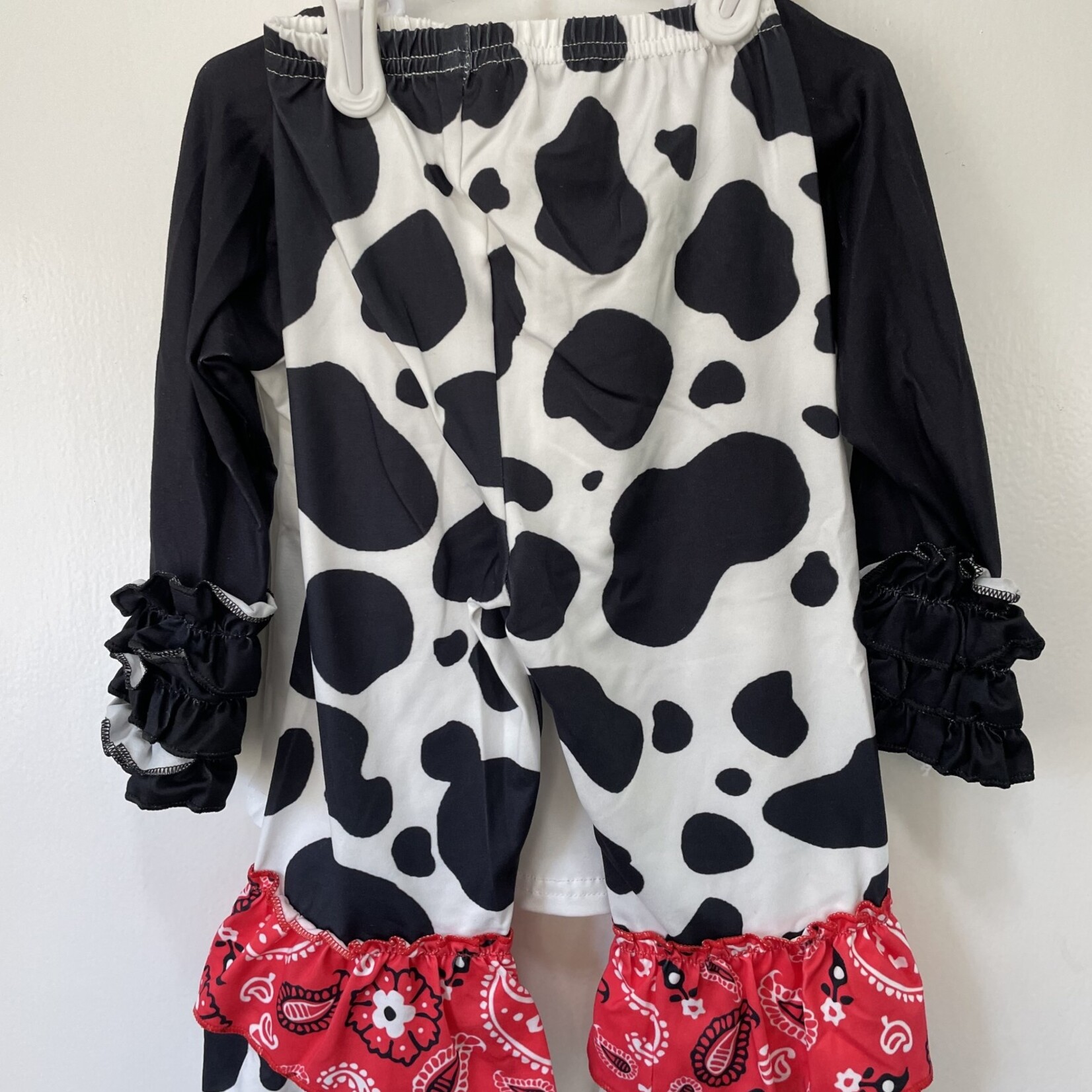 Yawoo Garments Peace Love Cows w/ ruffle pants set
