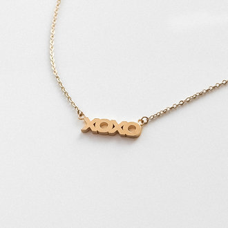 THATCH Thatch xoxo Script Necklace