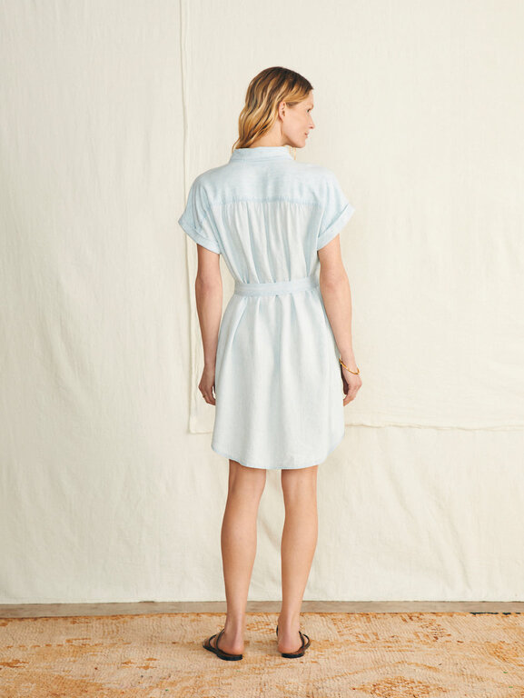 FAHERTY Faherty breeze shirtdress icy blue wash