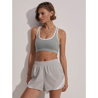 Varley Varley barkley running short 2.5 mirage grey