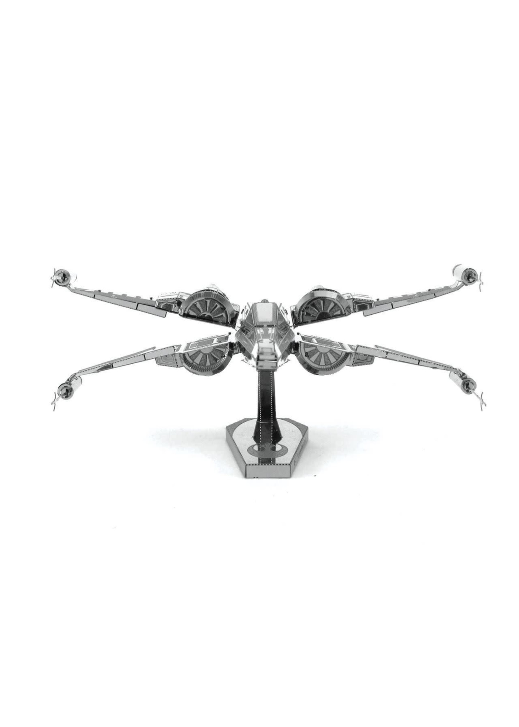 MetalWorks Star Wars Poe Damaron X-Wing Fighter