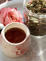 SEED APOTHECARY Moon Tea | Nurtures the womb and endocrine system