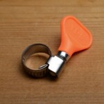 5/8" ORANGE Easy Turn Hose Clamp