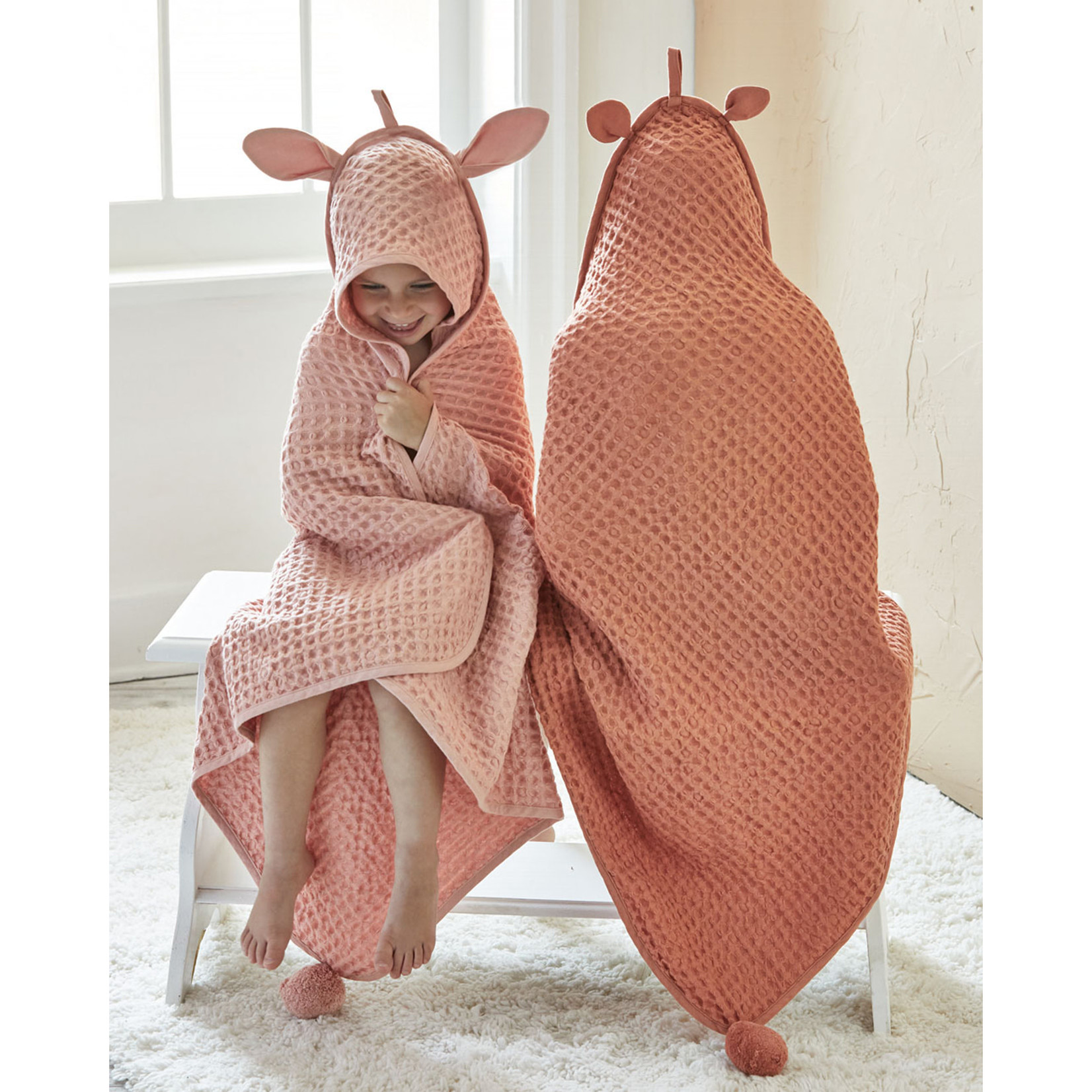 tag Bear Hooded Waffle Weave Towel