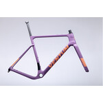Ventum Ventum GS1 Gravel Bike W/Rival AXS and Zipp Wheels - Eggplant - MD - DEMO