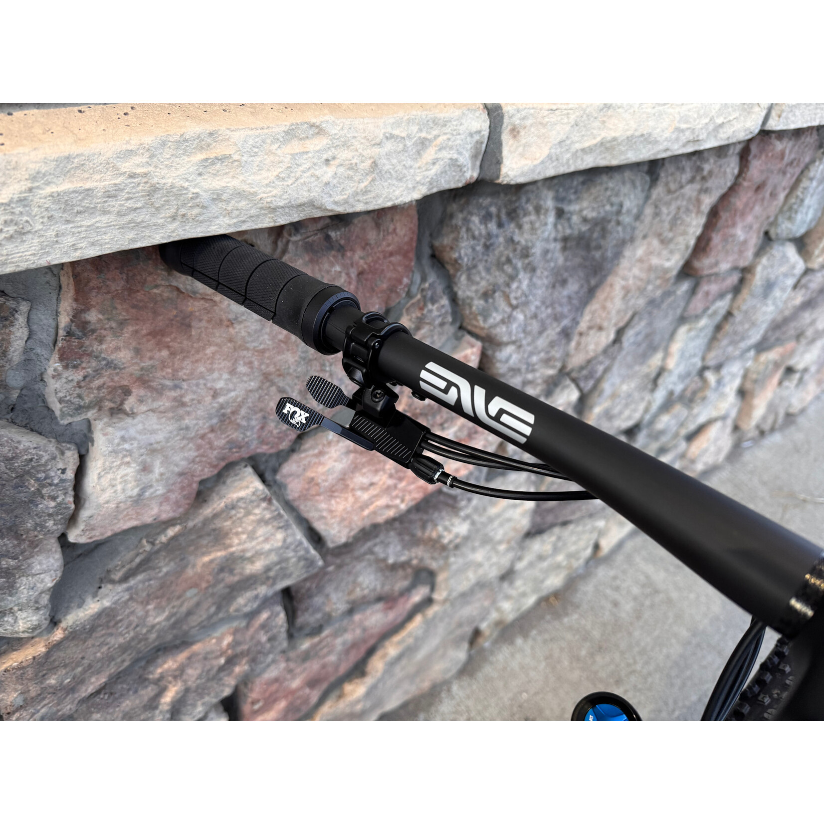 Allied Cycle Works DEMO Allied BC40, XX T-Type, Fox Factory, Roval Carbon - British Racing Green w/ ECRU Logo - SM