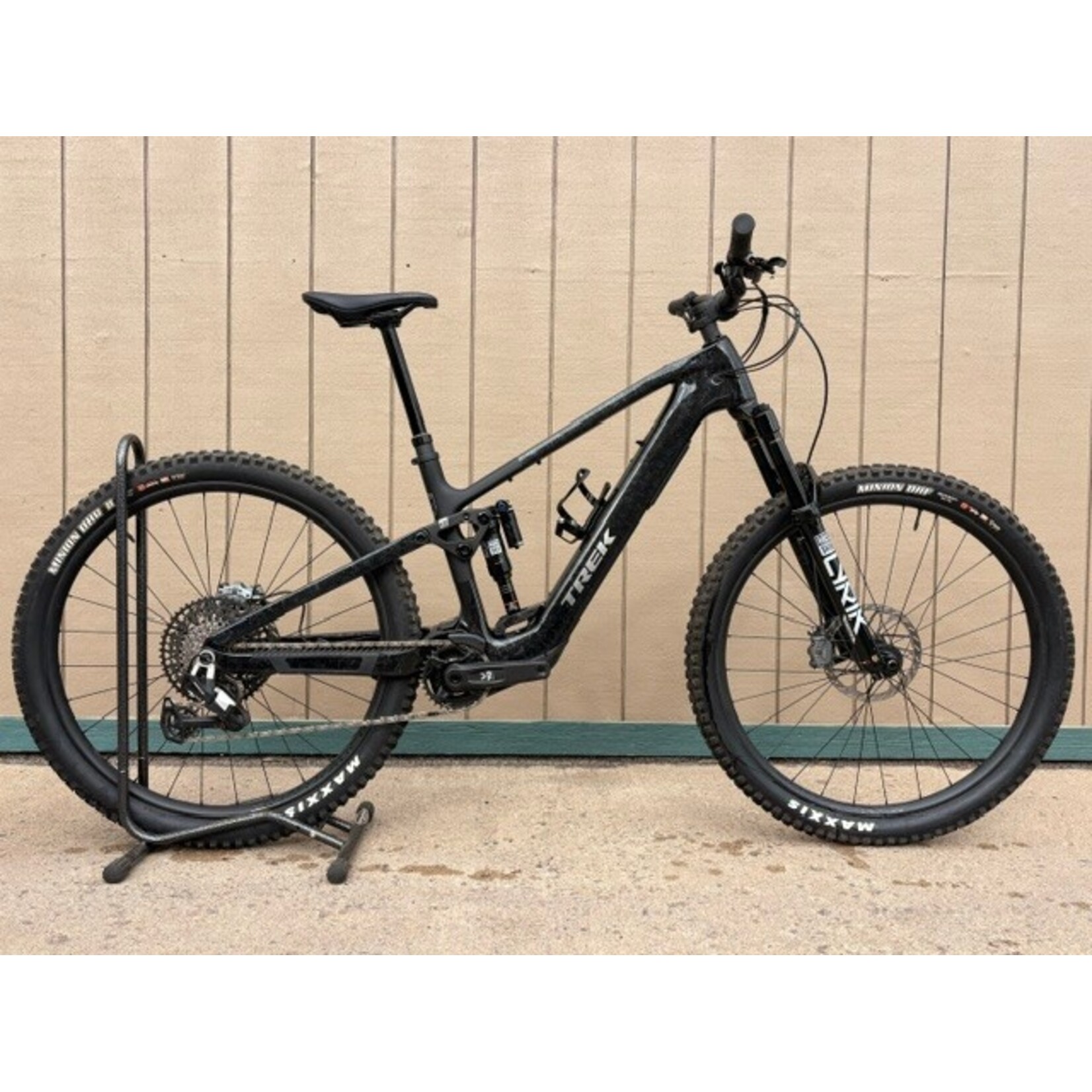 Trek TREK FUEL+ EX 9.8 Eagle 90 - Carbon Smoke/Lithium Grey Marble - LG - DEMO