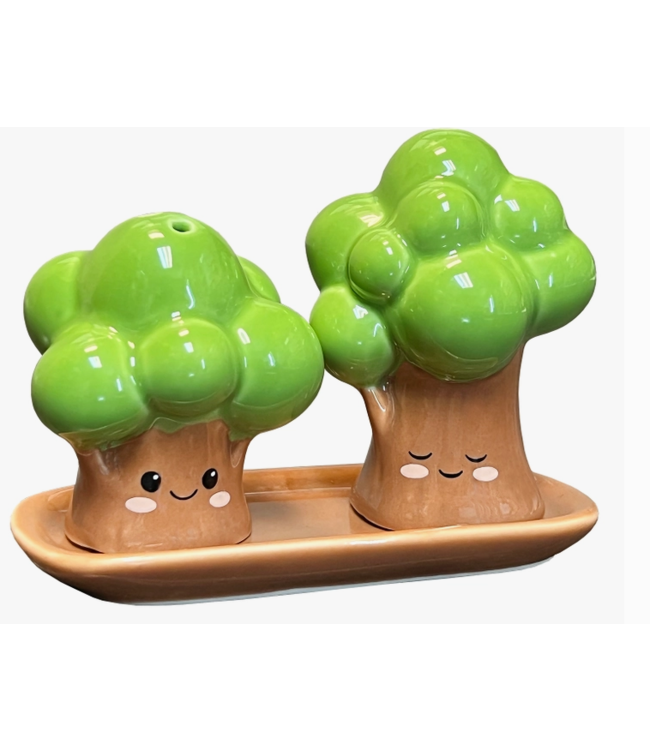 Grove Tree Salt and Pepper Set with Plate