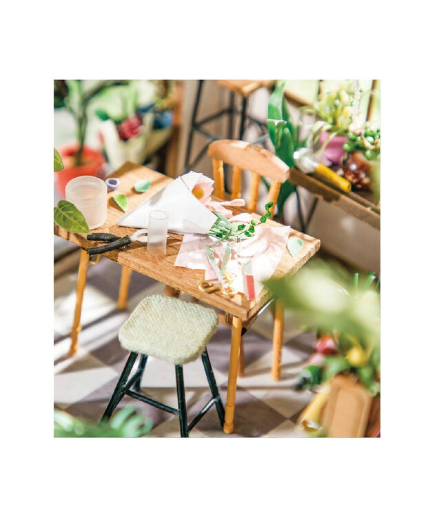 Blooming Creativity: Build Your Own Flower Shop!