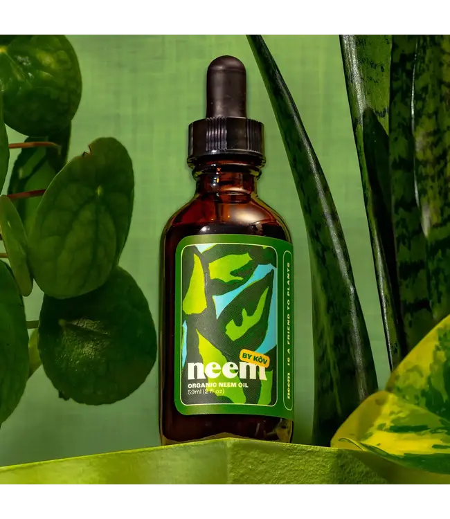Neem Oil: Green Thumb's Secret Weapon
