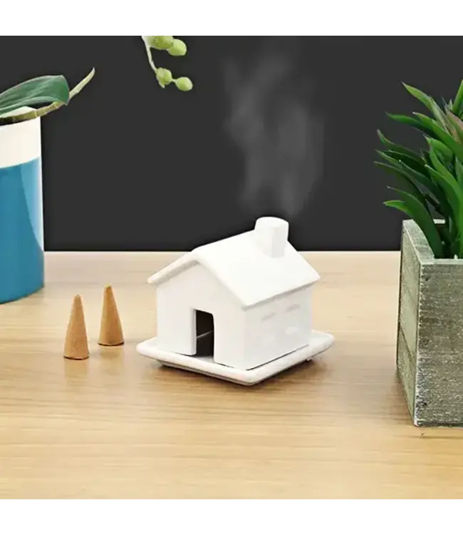 Incense House: Cozy Smoke & Scent