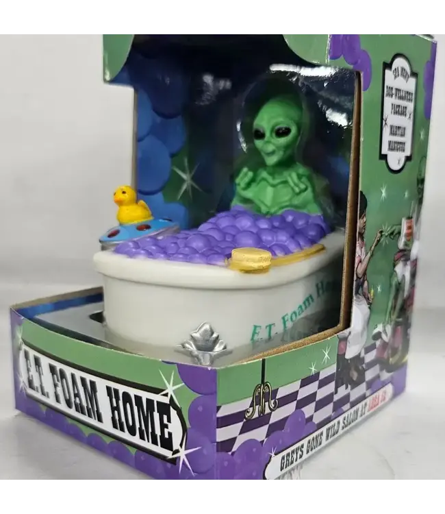 E.T. Floating Tub: Bath Time with a Heart