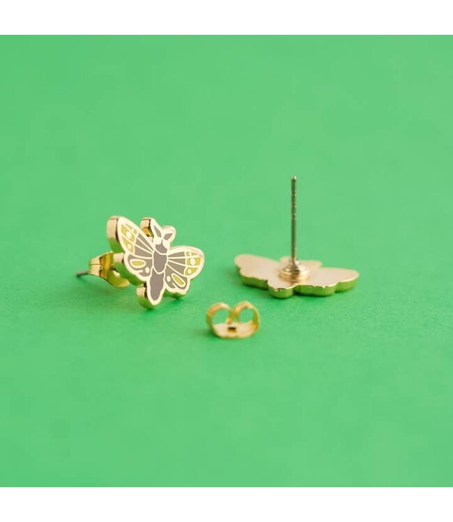 Moth Earrings: Flutter into Chic Elegance!