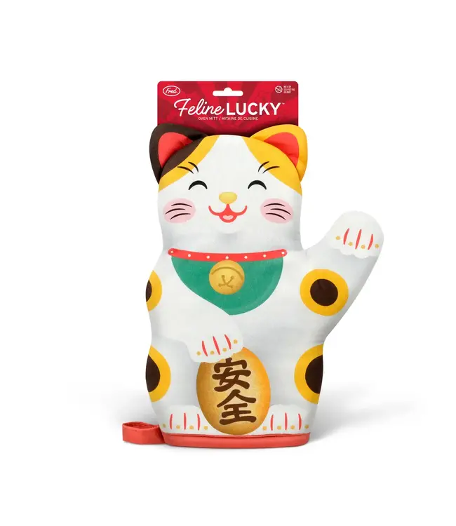 "Pawsitively Lucky: Feline Oven Mitt Magic!"