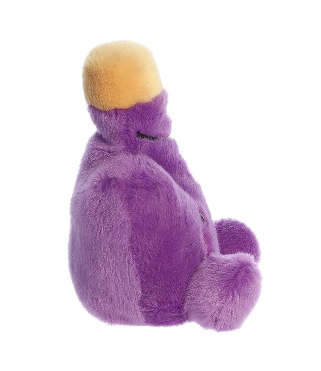 "Naya Love Potion: Your Plushy Matchmaker!"